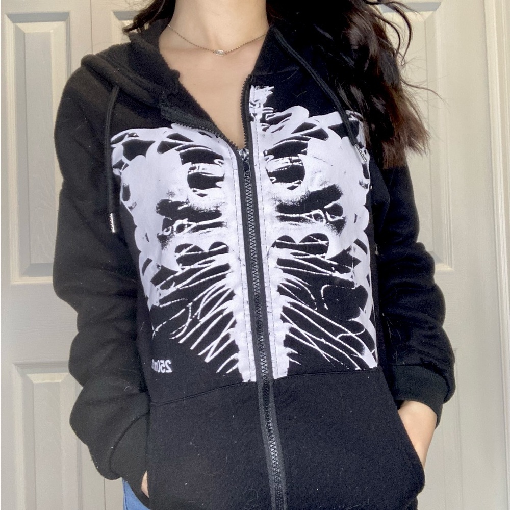 black and white lung design jacket